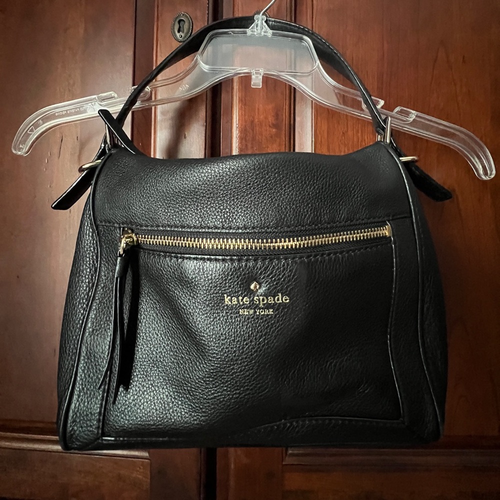 Kate spade black pebble leather handbag